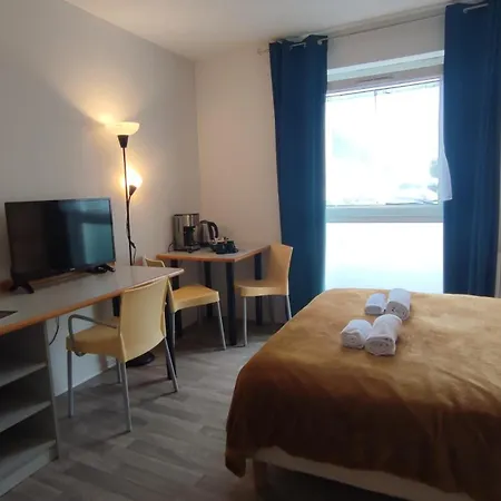 Neoresid - Du Parc Апартаменты *
